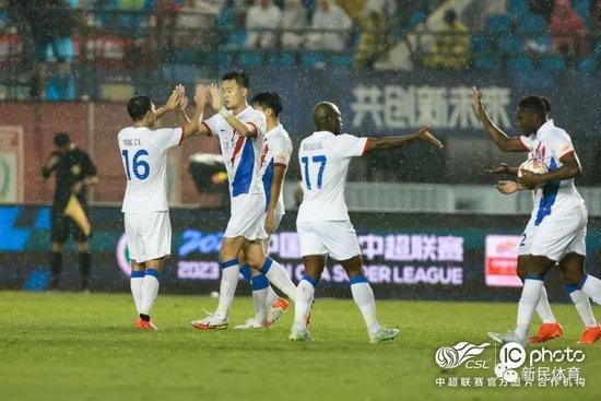 时间：2025.06.17 ：今日影评 作者：乐意 ： 《新·驯龙高手》是满分答卷，还是老套无趣？