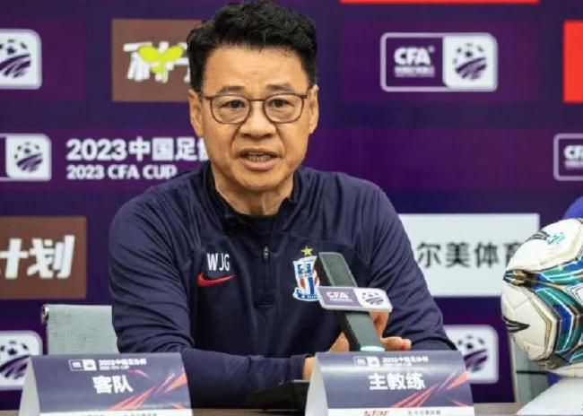 冯邵峰和倪妮这对公众情侣彻底的在大银幕中矫情了一次，上演一出所谓“疼爱”的爱情电影。