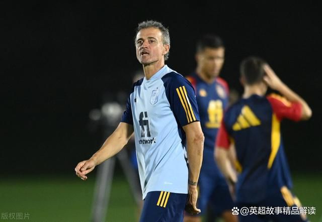 除了正式奖项外，还有观众票选最佳影片、国际影评人费比西奖两个会外奖。