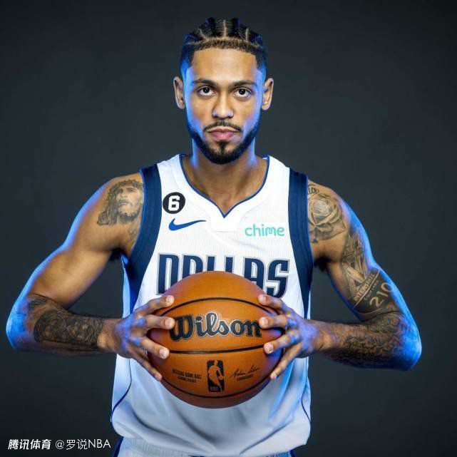 影片《劳动日》举办首映礼。
