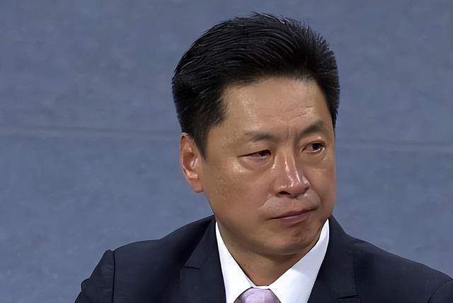 剧集讲述为了从恶鬼中守护人类，以人类面貌生活在人间中的12位天使的故事。