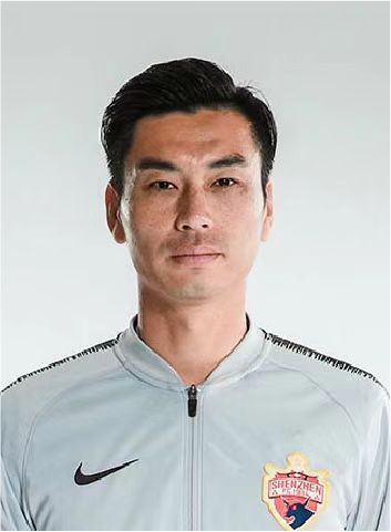希望以《哪吒之魔童闹海》为起点，电影产业能够不断完善和升级，持续挖掘中国电影的向新力。