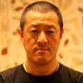斯文顿《记忆》定档6.《正港分局》曝正式预告 许光汉追击杀人魔邰智源_华语_ 消息 首页 新闻 视频 大片 影库 CCTV6 VIP影院 搜索 电影 星闻 独家 更多 专题 图片 视频 滚动 首页 新闻 大片 影库 CCTV6 VIP影院 客户端 电影网>新闻>明星资讯 《正港分局》曝正式预告 许光汉追击杀人魔邰智源 时间：2024.08.05 ： 作者：迪莫 ： 共6张 8月5日，Netflix台剧《正港分局》发布正式预告。