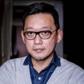 同时还有《棋士》和《沙尘暴》这两部悬疑题材的高口碑作品。