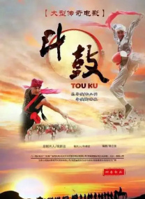 为了更好的演绎小满，张子枫会有一个专门的笔记本去记录和导演探讨角色的小细节，对于小满不同阶段的变化，导演评价说张子枫吃得很透，而且非常愿意和自己去沟通，力求让角色更加饱满立体。