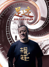 画面聚焦于金刚狼的狼爪和死侍四散的弹壳之上，创意十足。